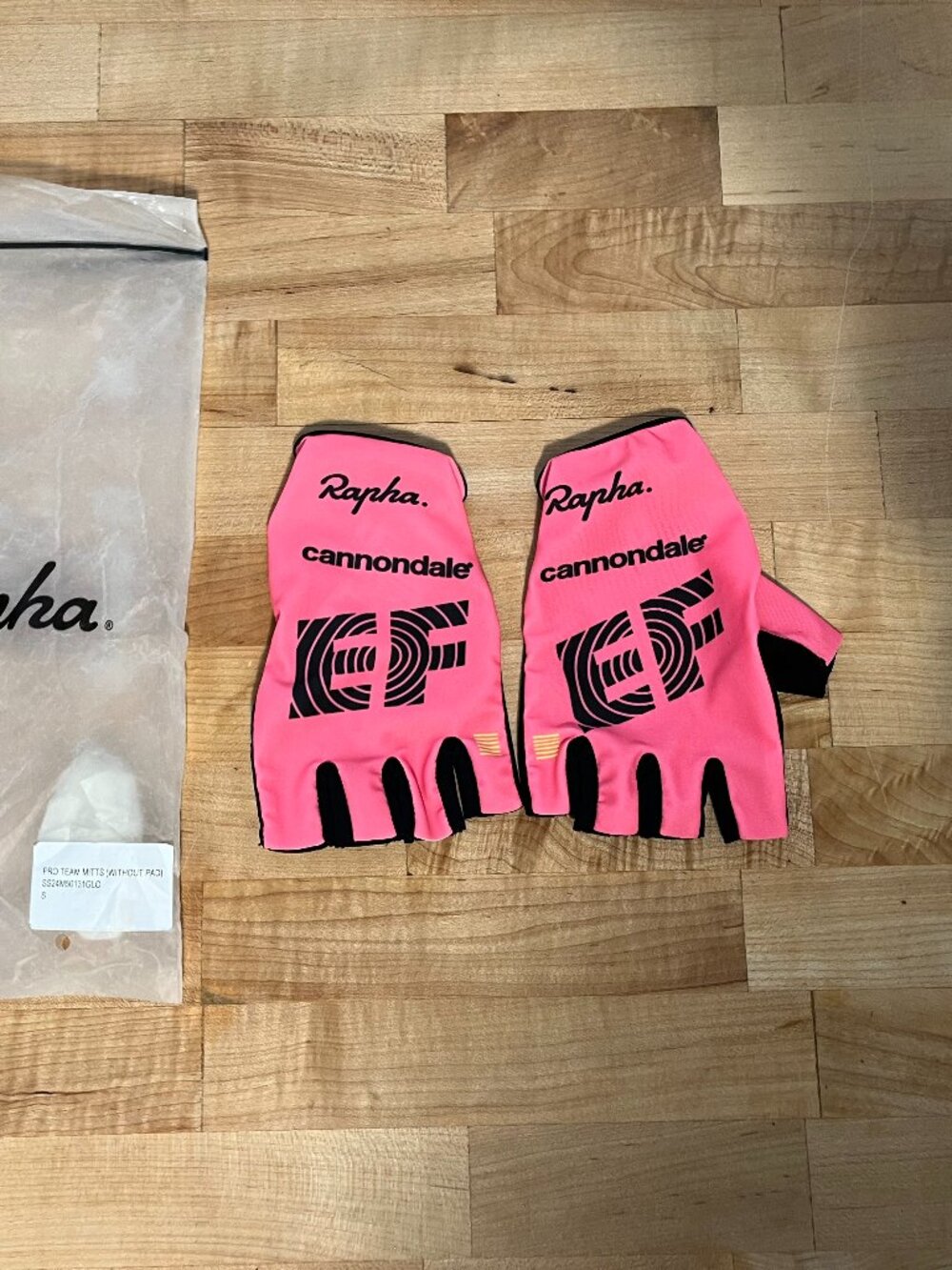 New Men's Small Rapha Pro Team EF Aero Cycling Gloves Mitts Pink